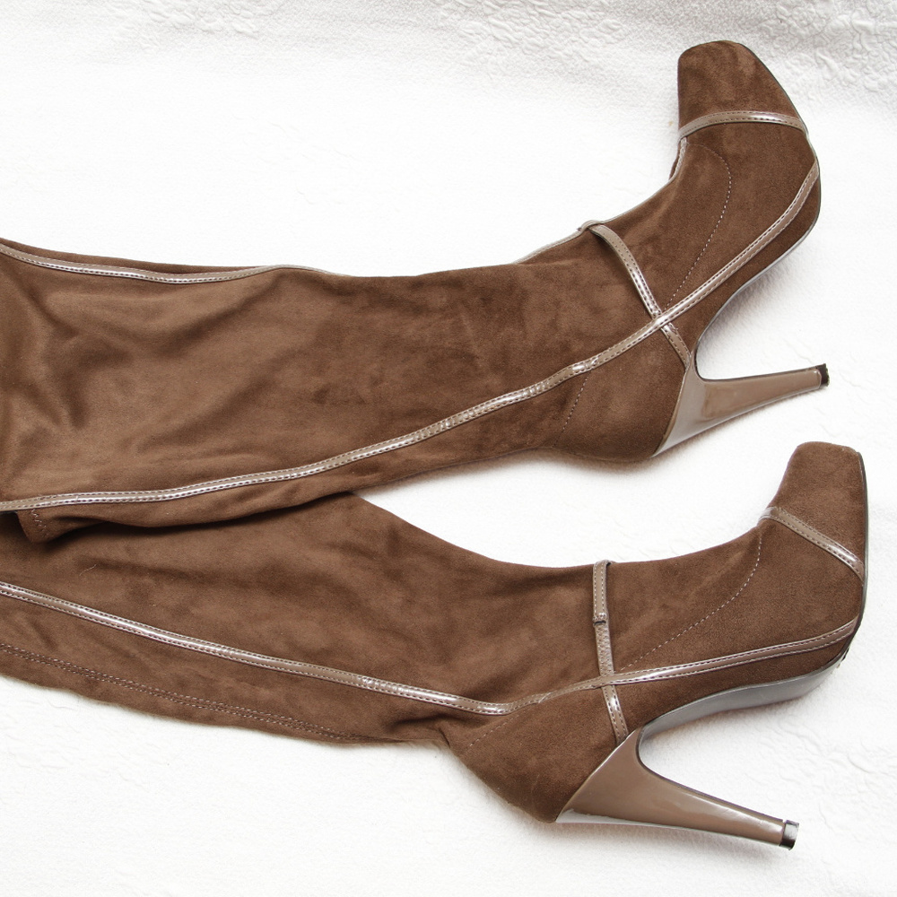 Dooballo  brown suede imitation boots size 7